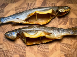 Камбала холодного копчения: Форель радужная х/к